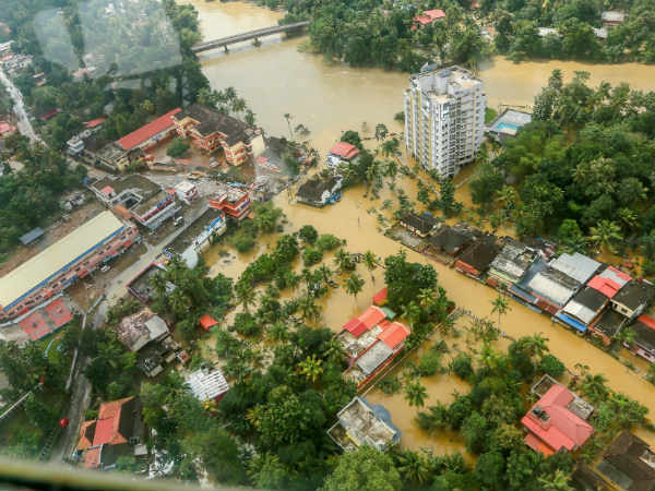 Kerala flood: People gave Rs.1027 crore relief fund for CM account Kerala flood: People gave Rs.1027 crore relief fund for CM account