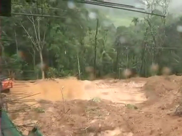 மெல்ல திரும்புகிறது