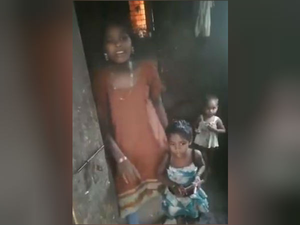 பக்ஷணம் இல்லா.. பசியோடு உணவு கேட்கும் கேரள மலைவாழ் சிறுமி.. அதிர்ச்சி வீடியோ 