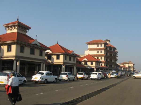 Arrival operations at Cochin international airport stopped Arrival operations at Cochin international airport stopped