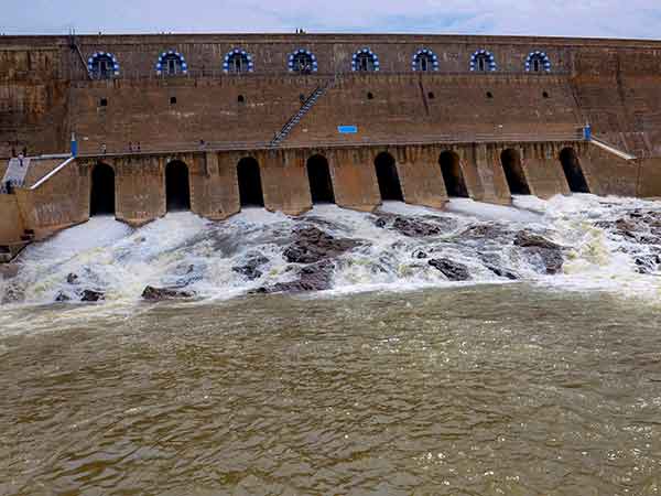 விவசாய நிலங்களிலும் வெள்ளம்