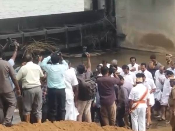 Mukkombu Dam: TN CM deeply checks the damages in Upper Anaicut Mukkombu Dam: TN CM deeply checks the damages in Upper Anaicut
