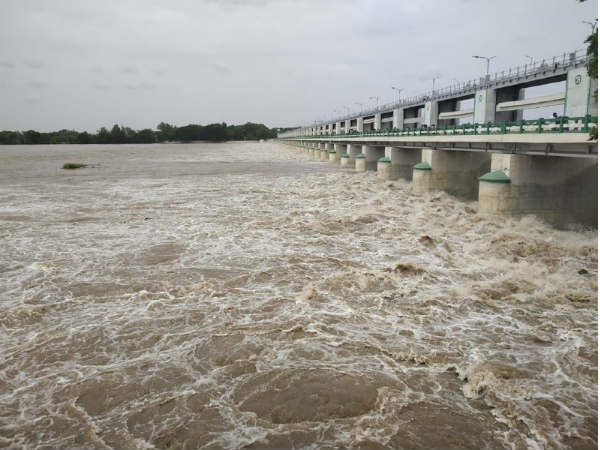 No warning for Coastal people: Trichy collector Rajamani No warning for Coastal people: Trichy collector Rajamani