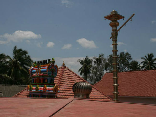ஒளி தரும் கடவுள்