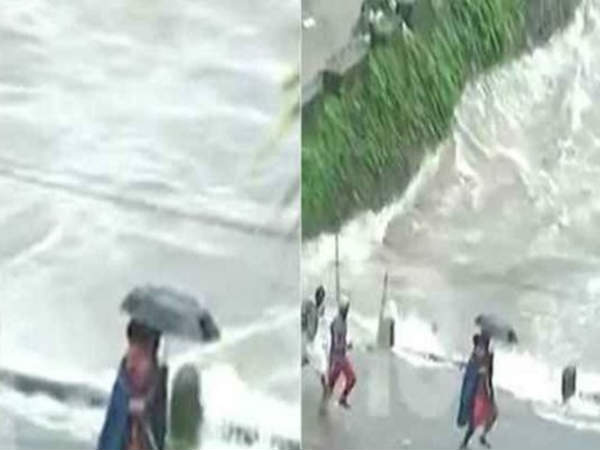 உயிருக்கு போராடிய குழந்தை.. வெள்ளத்தில் உடையப் போகும் பாலம்.. காப்பாற்றிய வீரர்.. திக் திக் வீடியோ 