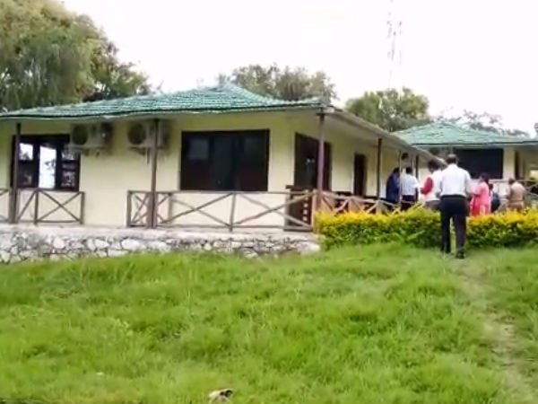 உச்சநீதிமன்றம் வழக்கு