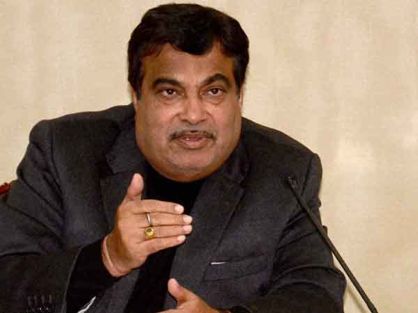 NO MORE QUE....All will get fast take for toll plaza says minister Nitin kadkari NO MORE QUE....All will get fast take for toll plaza says minister Nitin kadkari