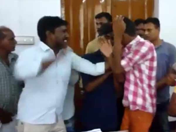 பாய்ஸ் பட காட்சி