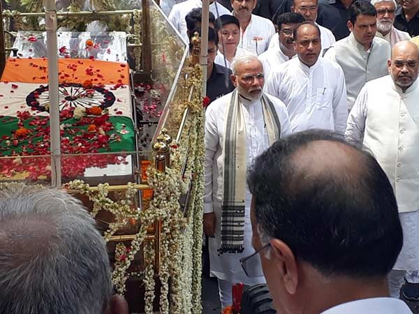 PM Modi and Amit Shah take part in the Atal Bihari Vajpayee final procession PM Modi and Amit Shah take part in the Atal Bihari Vajpayee final procession