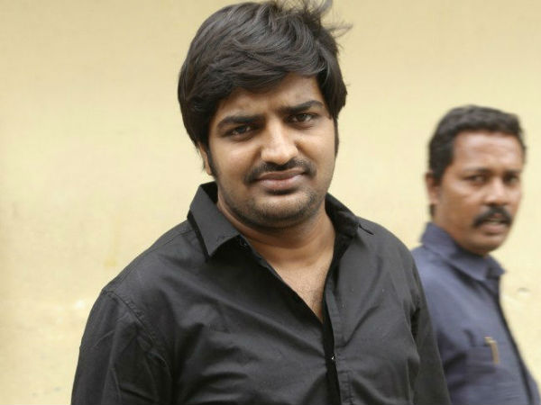Actor Satheesh request not to post meems on Karunanithi Actor Satheesh request not to post meems on Karunanithi