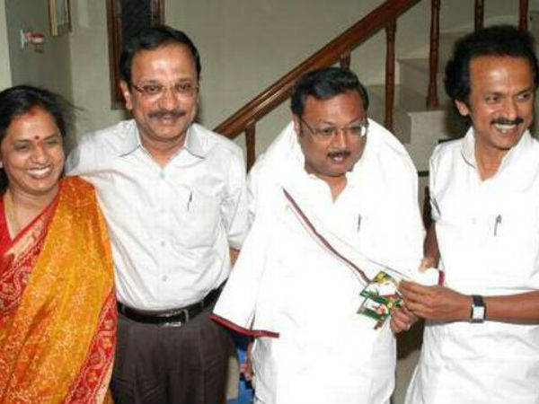 கண் கலங்கினாரா