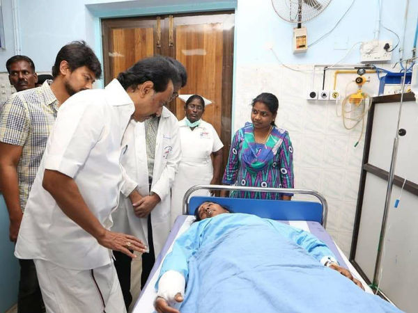 MK Stalin meets people who got wounded in Karunanidhi funeral MK Stalin meets people who got wounded in Karunanidhi funeral