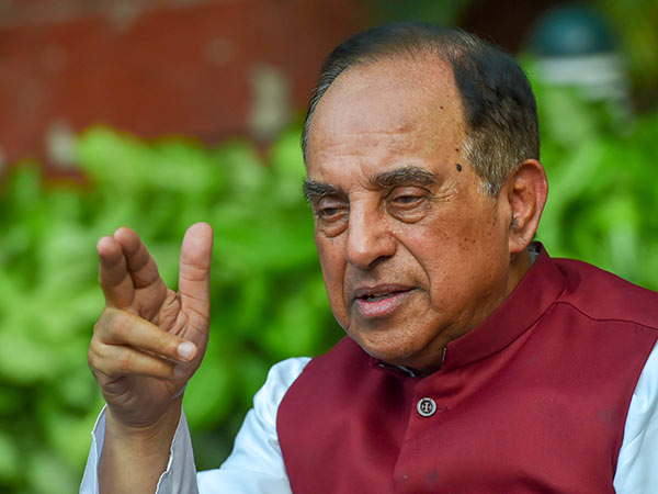 Swamy teases MK Stalin Swamy teases MK Stalin