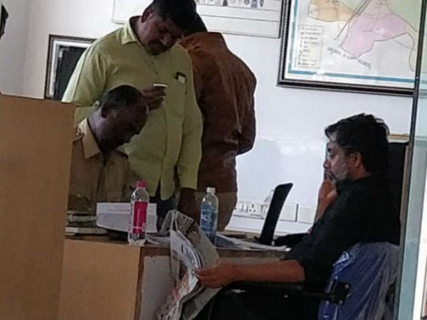 May 17 association co ordinator Thirumurugan Gandhi arrested in Bengaluru airport May 17 association co ordinator Thirumurugan Gandhi arrested in Bengaluru airport