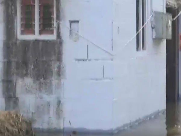 முகாம்களில் தங்க வைப்பு