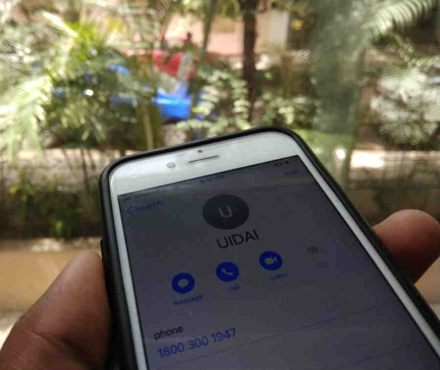 Google explain about putting old UIDAI helpline number on your phone contact Google explain about putting old UIDAI helpline number on your phone contact