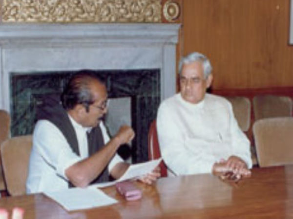 Vaiko cries for Vajpayee demise Vaiko cries for Vajpayee demise