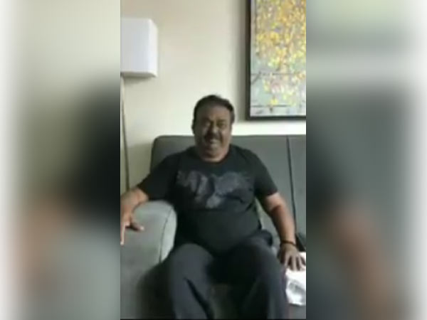 Vijayakant pays his tribute to Karunanidhi from America Vijayakant pays his tribute to Karunanidhi from America