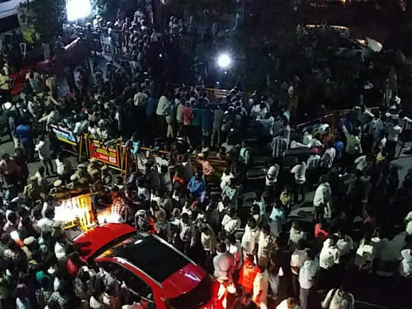 உணவு உறக்கமின்றி