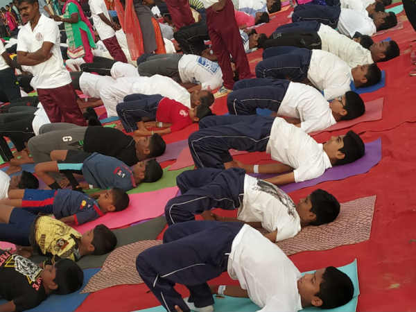 யோகாசன பயிற்சி