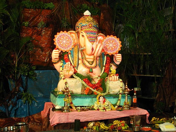 Lord Ganesha to solve all your problems Lord Ganesha to solve all your problems