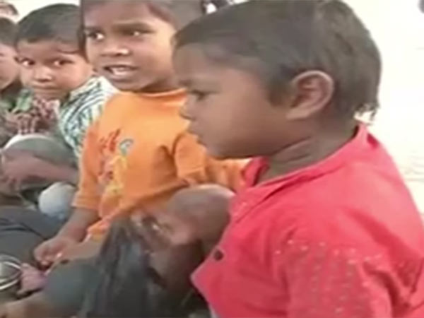 அனுப்ப மறுக்கும் பெற்றோர்கள்
