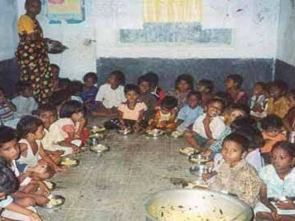 குழந்தைகளை விடுவதில்லை