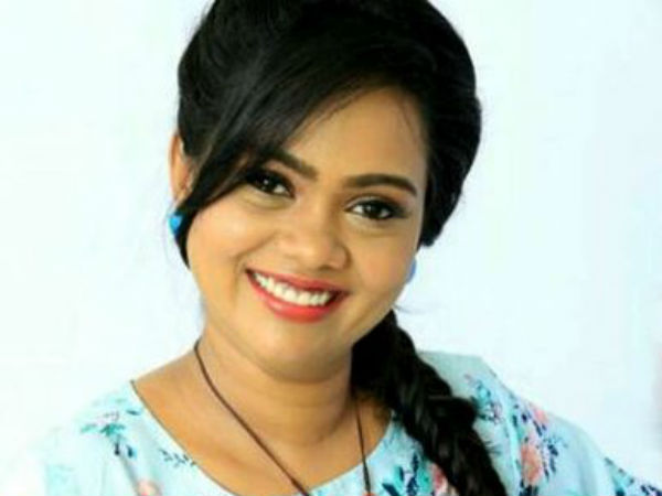சுருட்டிய தம்பதி
