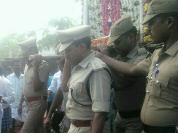 மாவட்ட எஸ்.பி.