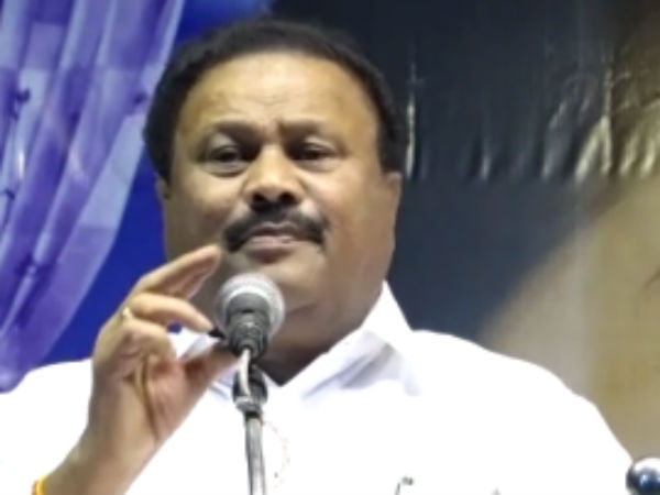 தெரிந்துதான் பேசுகிறார்களா?