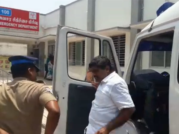 DMK EX councilor Selvakumar arrested over Perambalur beauty parlour attack DMK EX councilor Selvakumar arrested over Perambalur beauty parlour attack