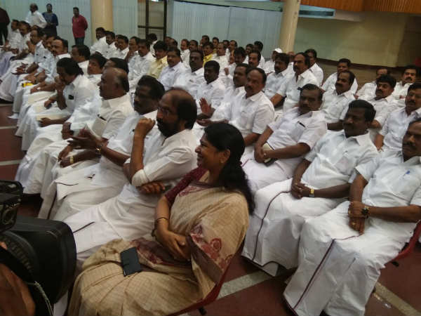 This is the 8 resolutions passed by the DMK This is the 8 resolutions passed by the DMK