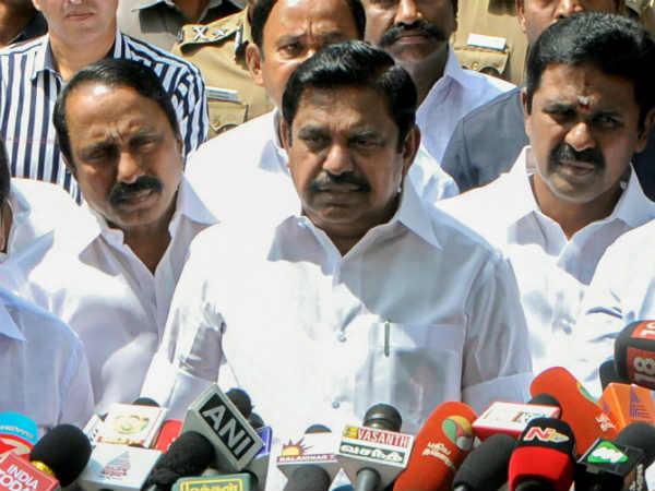 பெரிய குழப்பத்தில் எடப்பாடி