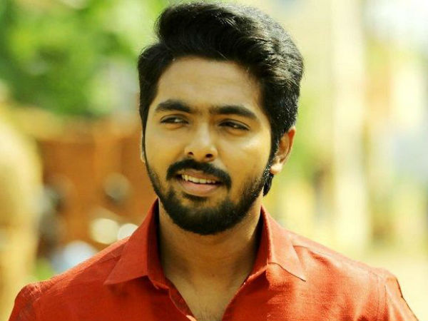 மூடும் நிலையில் பள்ளிகள்