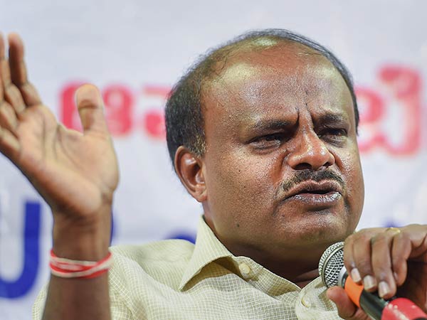 எல்லாம் எனக்கு தெரியும்