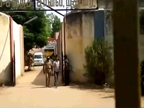 உயிரை விடுறேன்