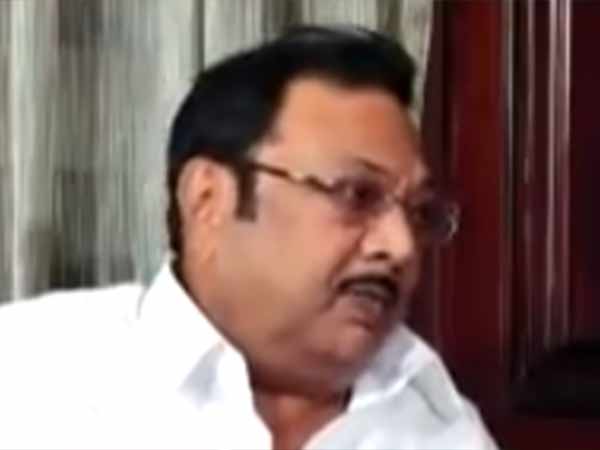 தந்தையிடம் எழுப்பினேன்