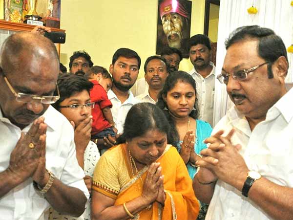 ஆதரவு தருவார்களோ?