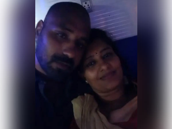 முத்தம் கொடுக்கும் வீடியோ