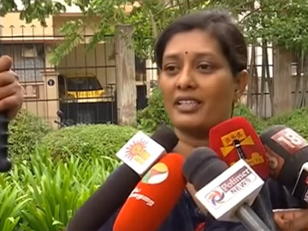 இரு குழந்தைகள்