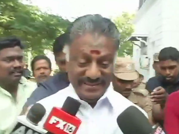 தினகரன் லூசு