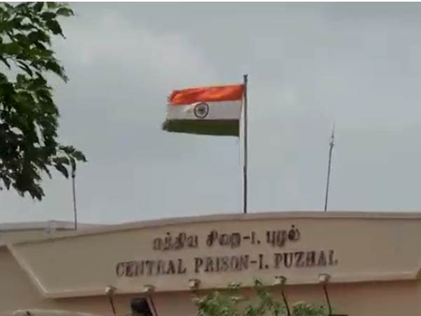 வறுத்தெடுத்த மக்கள்
