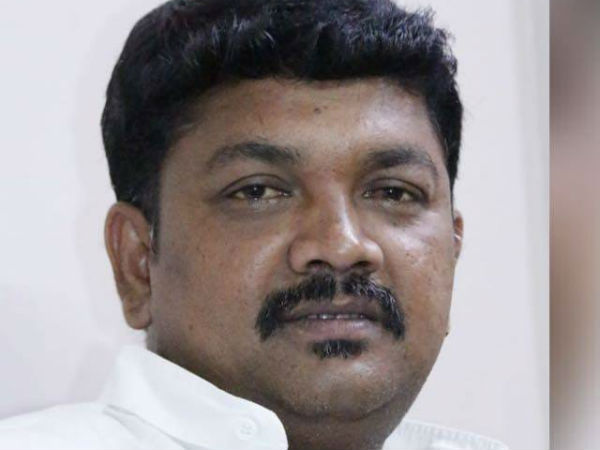 பின்னணி என்ன