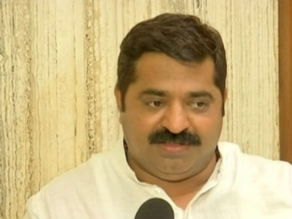 கடத்தி வருகிறேன்