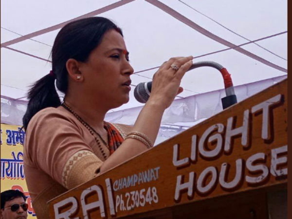 உள்ளே போவதும் ஆக்சிஜன்தான்.. வெளியே வருவதும் அதேதான்.. உ.பி. பெண் அமைச்சர் பலே பலே!! 