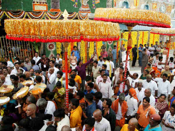 Traditional umbrellas to reach Tirumala from Chennai on Tomorrow Traditional umbrellas to reach Tirumala from Chennai on Tomorrow