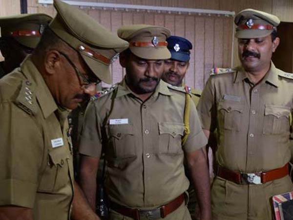 தாய் பத்மாவிடம் விசாரணை