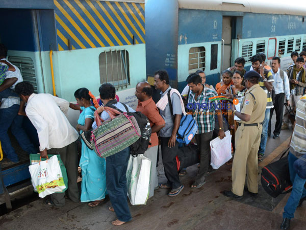 ரயிலை விரும்பும் மக்கள்