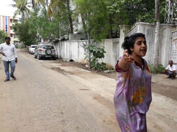 நைட்டியுடன் தகராறு