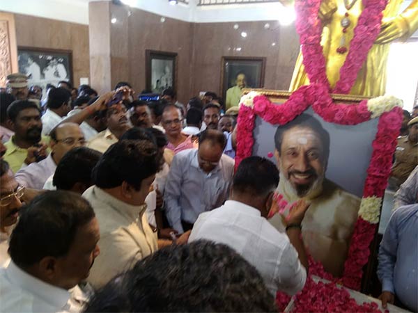 அமைச்சர்கள்